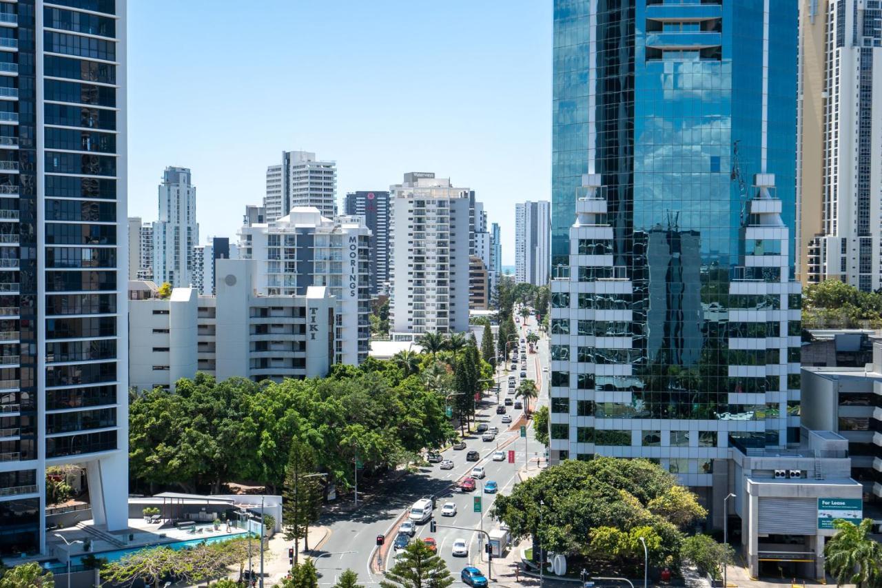 Large Surfers Paradise Apartment With Fantastic Views โกลด์โคสต์ ภายนอก รูปภาพ